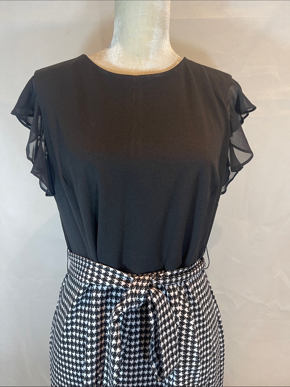 SHELBY & PALMER = Black Top with Black-and-White Houndstooth Midi Dress , Size12